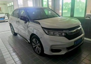 邹城事故车瑕疵车批发：首选事故车批发网
