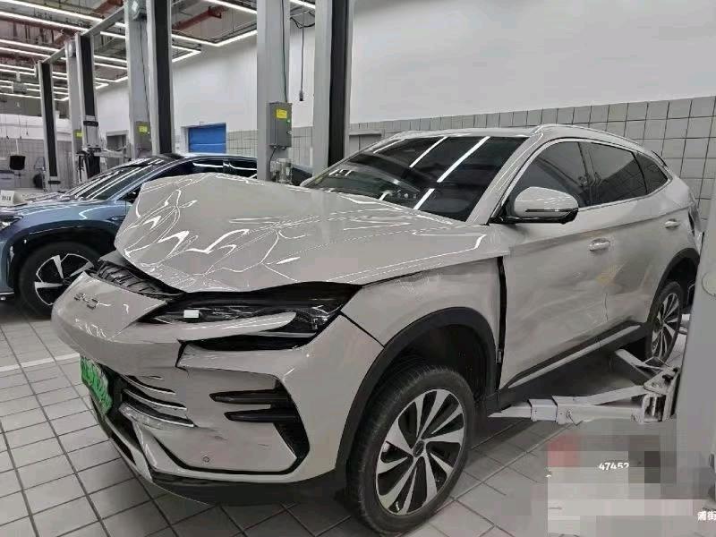 夏天高温存放事故车，四大部件极易出现不可逆损坏-事故车