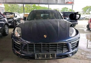 买事故车去哪个平台？老周坦白：修车厂都爱从批发网拿车