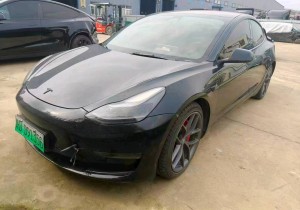 事故车里的全损车，便宜就能入手？